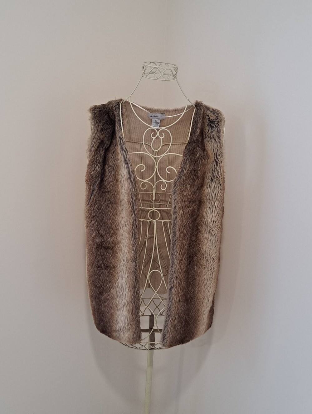 Liz Claiborne Faux Fur Mobwife Old Money Glam Classic Sweater Cream Brown Vest M